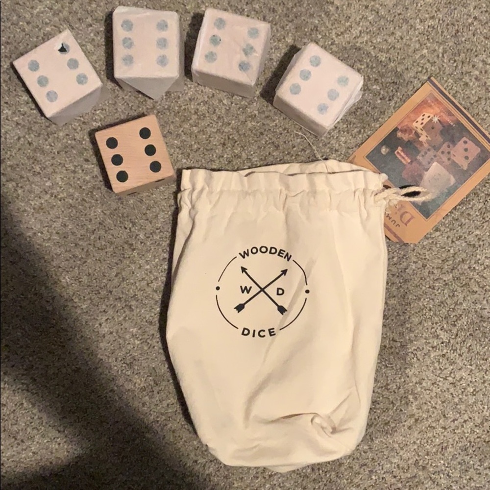 Pack of 5 wooden dice